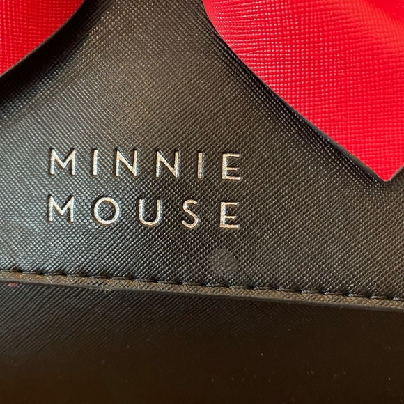 Loungefly Disney Minnie Mouse Ears & Red Bow Crossbody Bag Black & Red. - Picture 12 of 12
